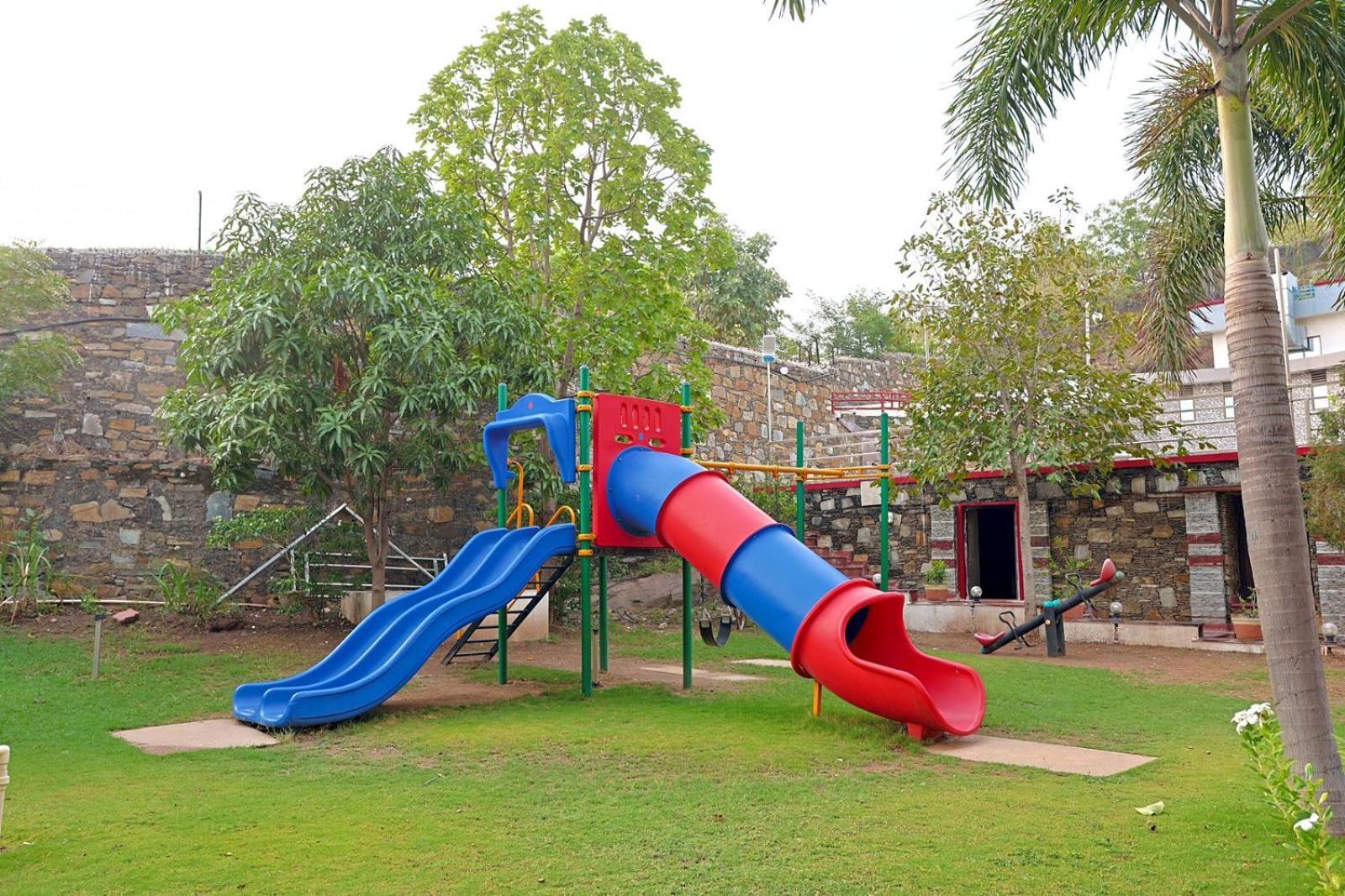 Meera Valley Resort By Nexottel Udaipur Esterno foto
